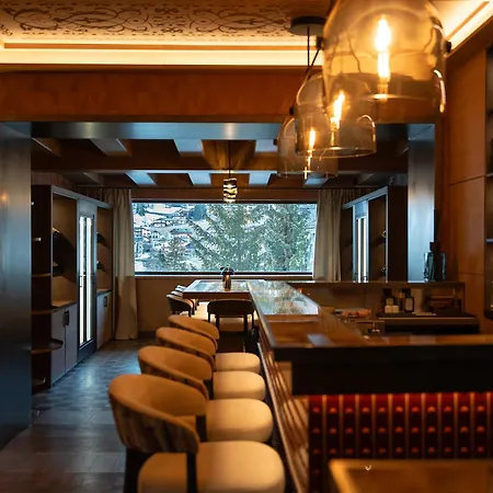 Hotel Eight Cortina 5*