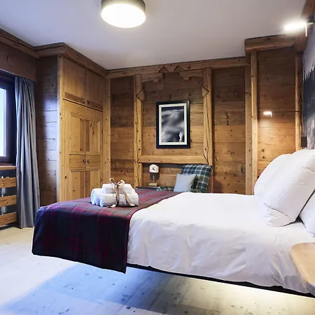 Hotel Eight Cortina 5*