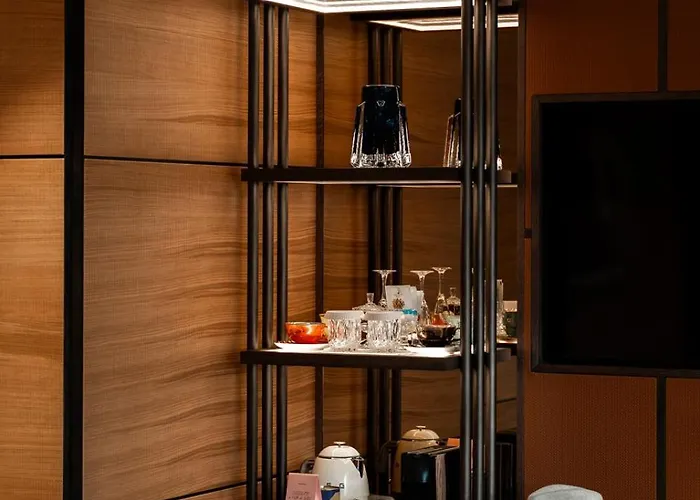 Hotel Eight Cortina