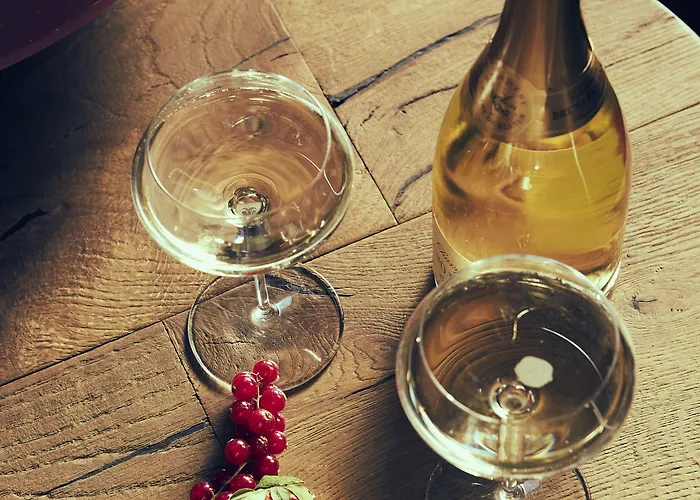 호텔 Eight Cortina 5*