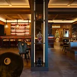 Hotel Eight Cortina