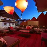 Eight Cortina 5* Cortina d'Ampezzo