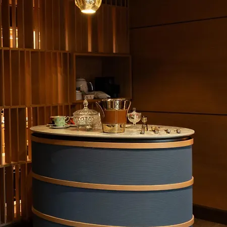 Hotel Eight Cortina 5*