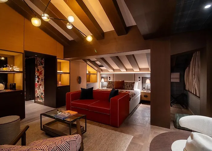 Eight Cortina Cortina dʼAmpezzo