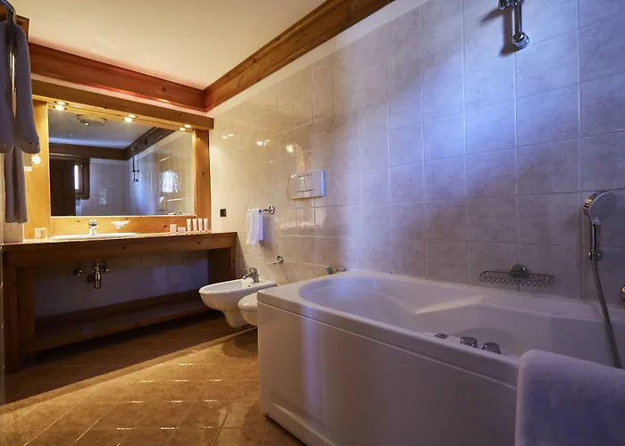 Eight Cortina Hotel 5*
