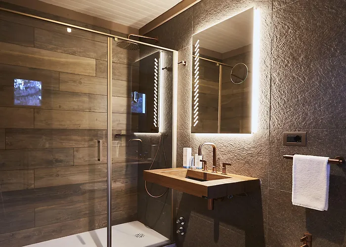 Eight Cortina Hotel 5*